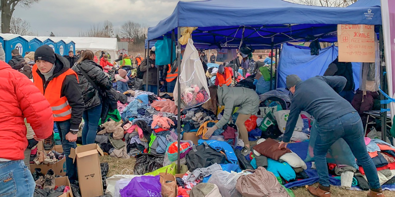 Desplazados por conflicto Rusia-Ucrania padecen necesidades médicas: MSF