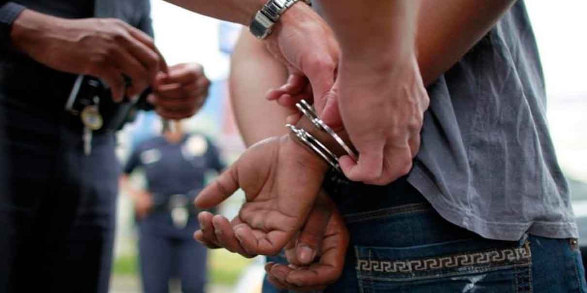 3 hombres y una mujer detenidos por el asesinato de director de seguridad de Acatlán