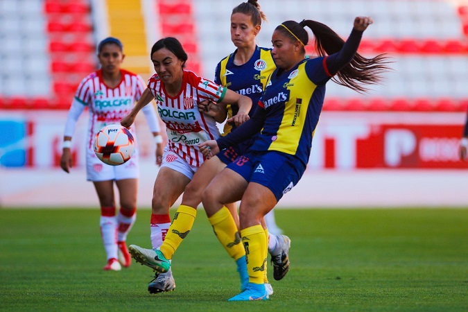 Centellas caen 2-1 frente al San Luis femenil