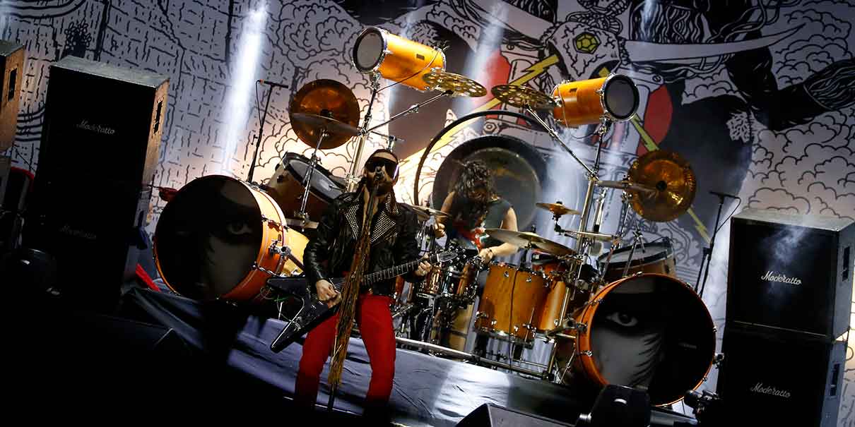Dejan sin equipo musical a Moderatto; les roban tráiler en la México-Puebla; HOY tocaban en la Feria