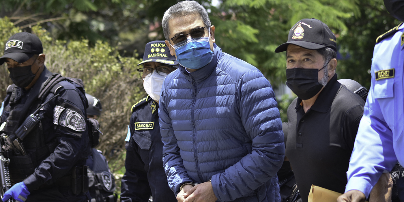 Expresidente de Honduras Juan Orlando Hernández es extraditado a EUA