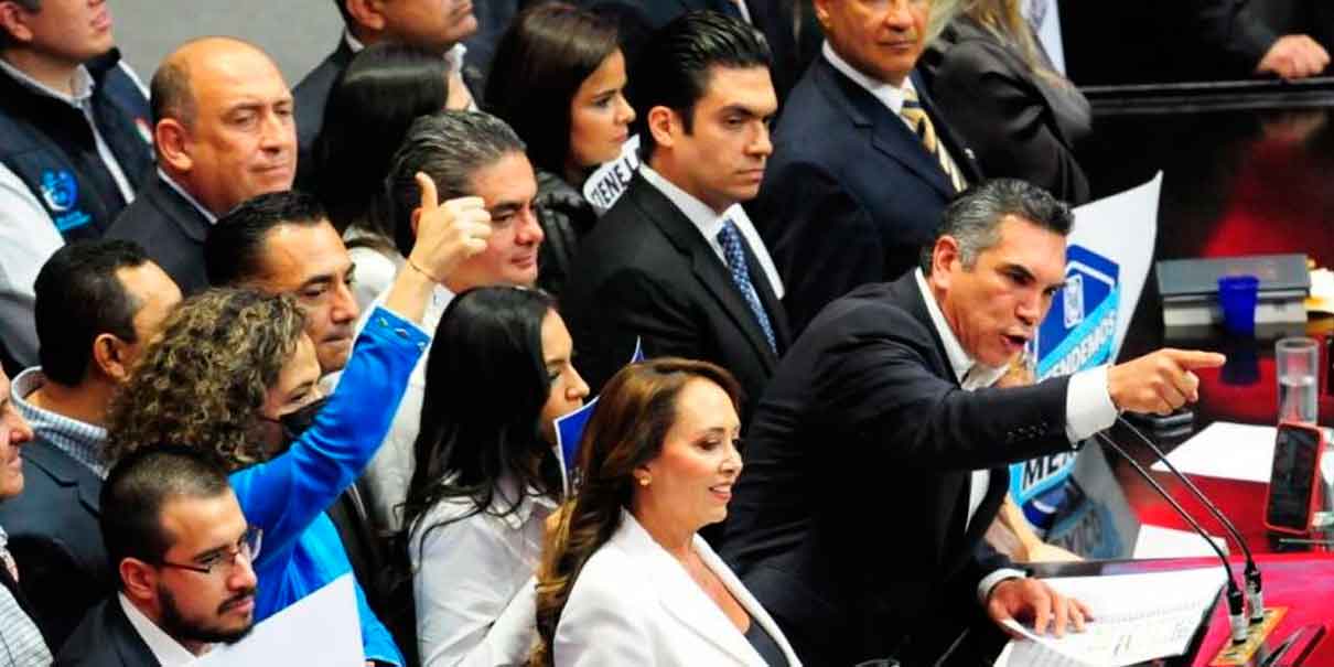 Los panistas y priistas no han sido leales ni entre ellos
