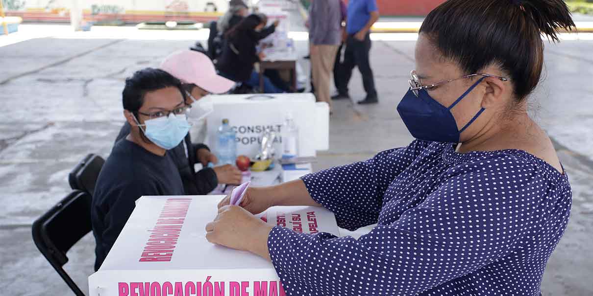 Morena busca implementar en Puebla revocación de mandato por gobernador