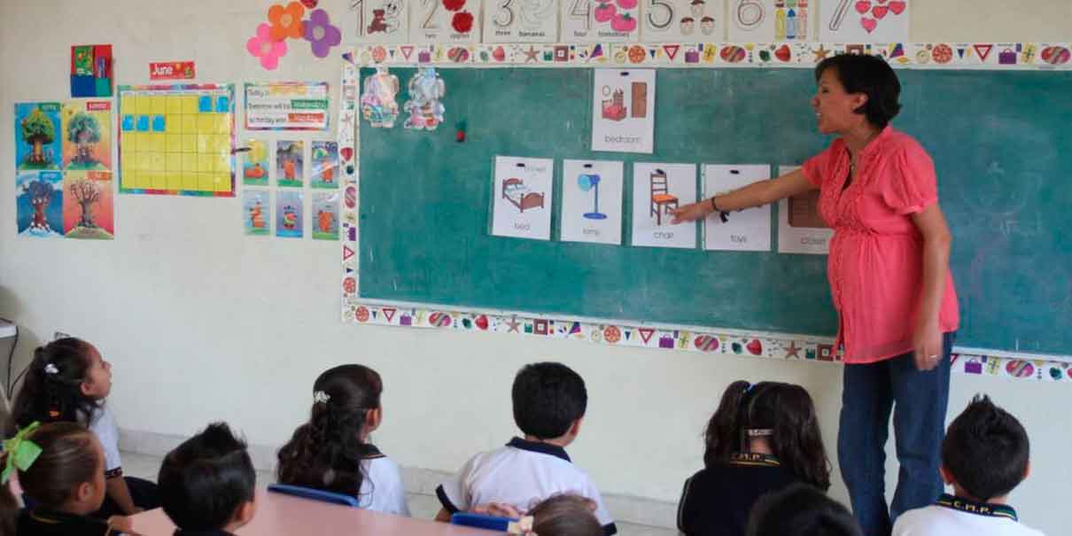 Puebla no cuenta con recursos para contratar a maestros de inglés