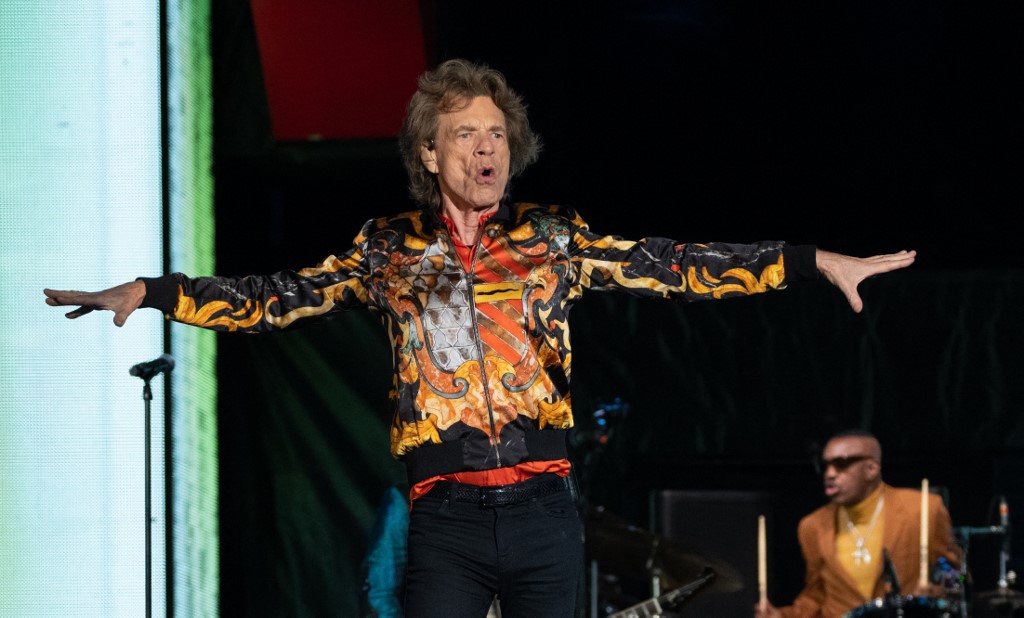 Mick Jagger da positivo al covid-19; Rolling Stones aplaza conciertos
