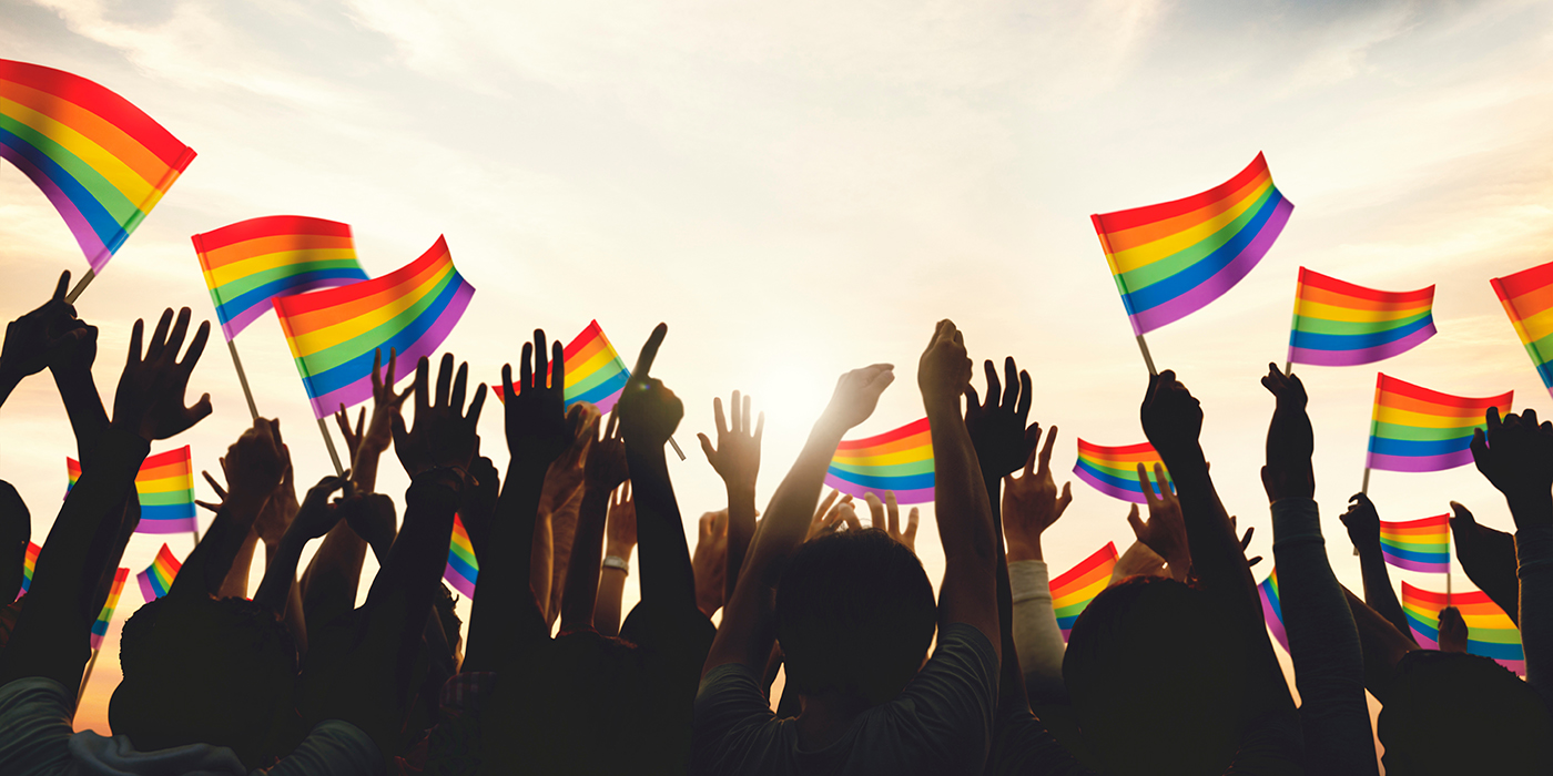 ¿Hablar sobre diversidad LGBTQ+ después del mes del orgullo?