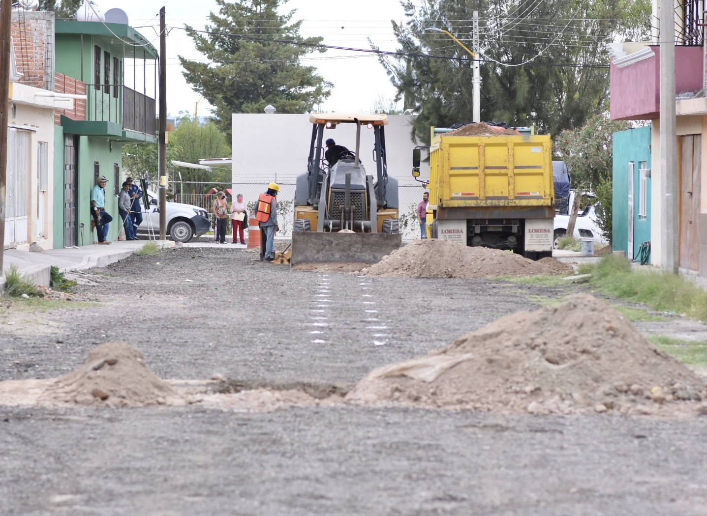 Inicia rehabilitación de vialidad y red hidrosanitaria en Cañada Honda