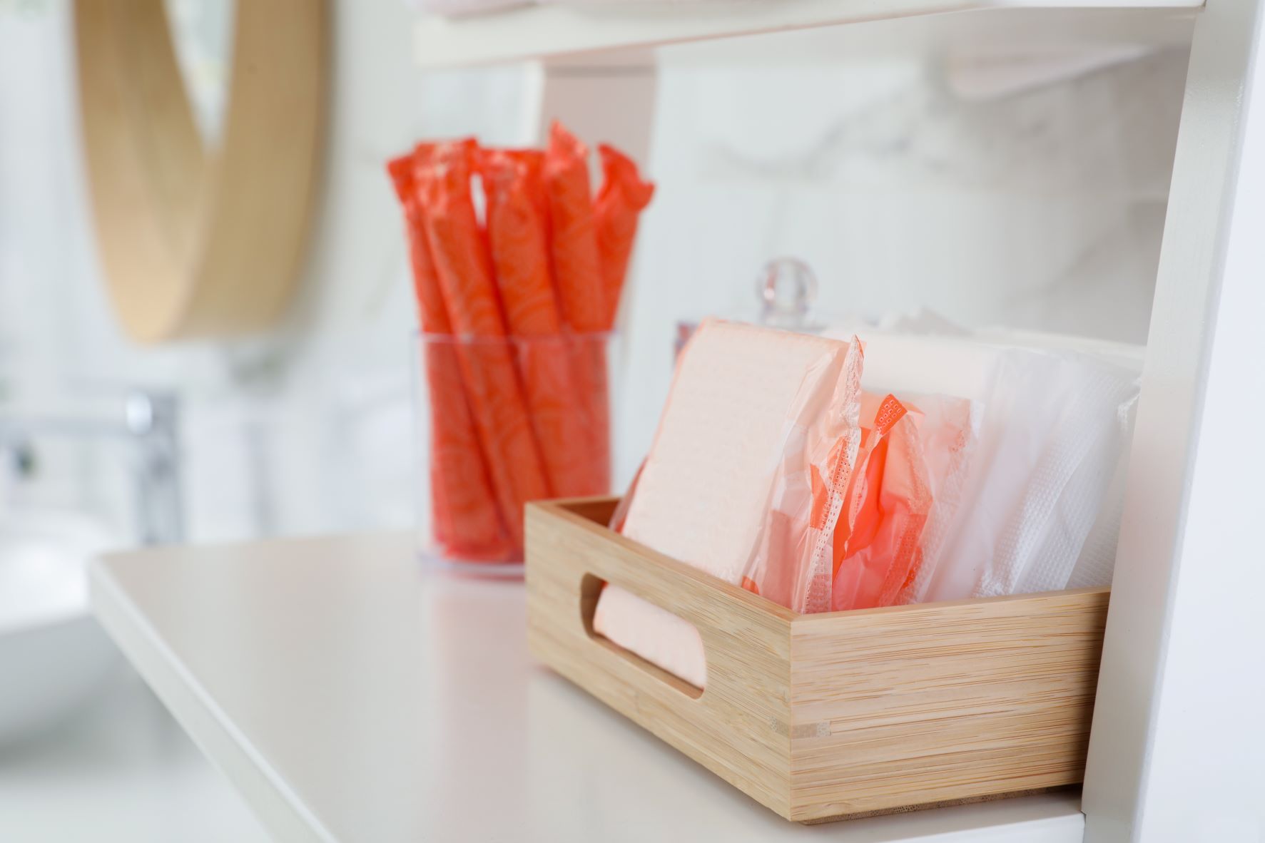 Escocia: primer país en dar productos de higiene menstrual gratis para combatir precariedad