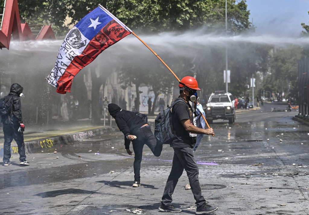&#8216;Seguimos en lo mismo&#8217;: Chile cumple tres años del estallido social