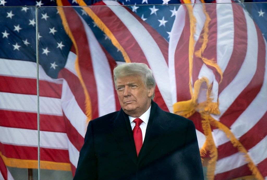 Documentos secretos de Donald Trump incluyen información de Irán y China