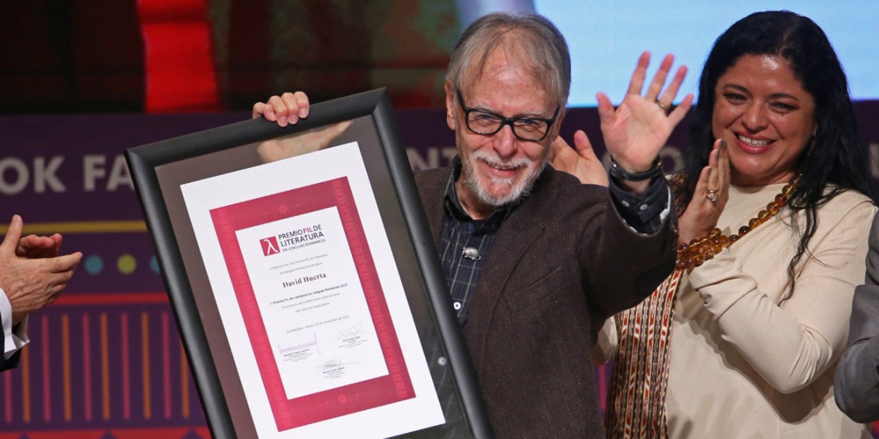 Fallece el poeta David Huerta; el mundo cultural lamenta su partida