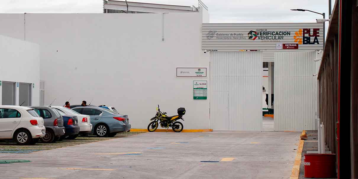 Por adelantar verificación vehicular, poblanos piden DESCUENTO