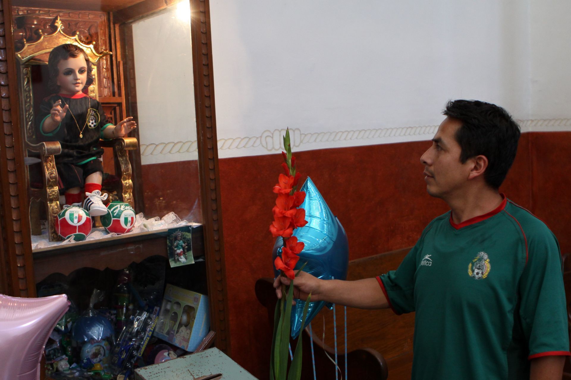 Catar: el &#8216;niño de los Milagros&#8217;, el jugador número 12 de México