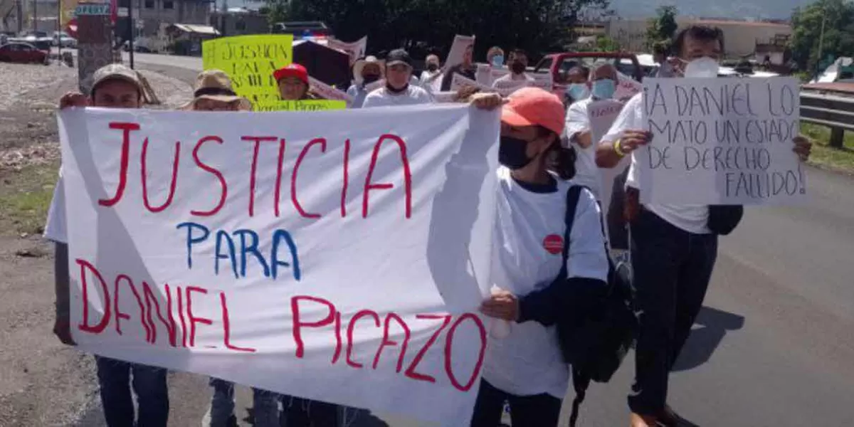Los omisos durante linchamiento de Daniel Picazo fueron los policías de Huauchinango no la Policía Estatal: Barbosa