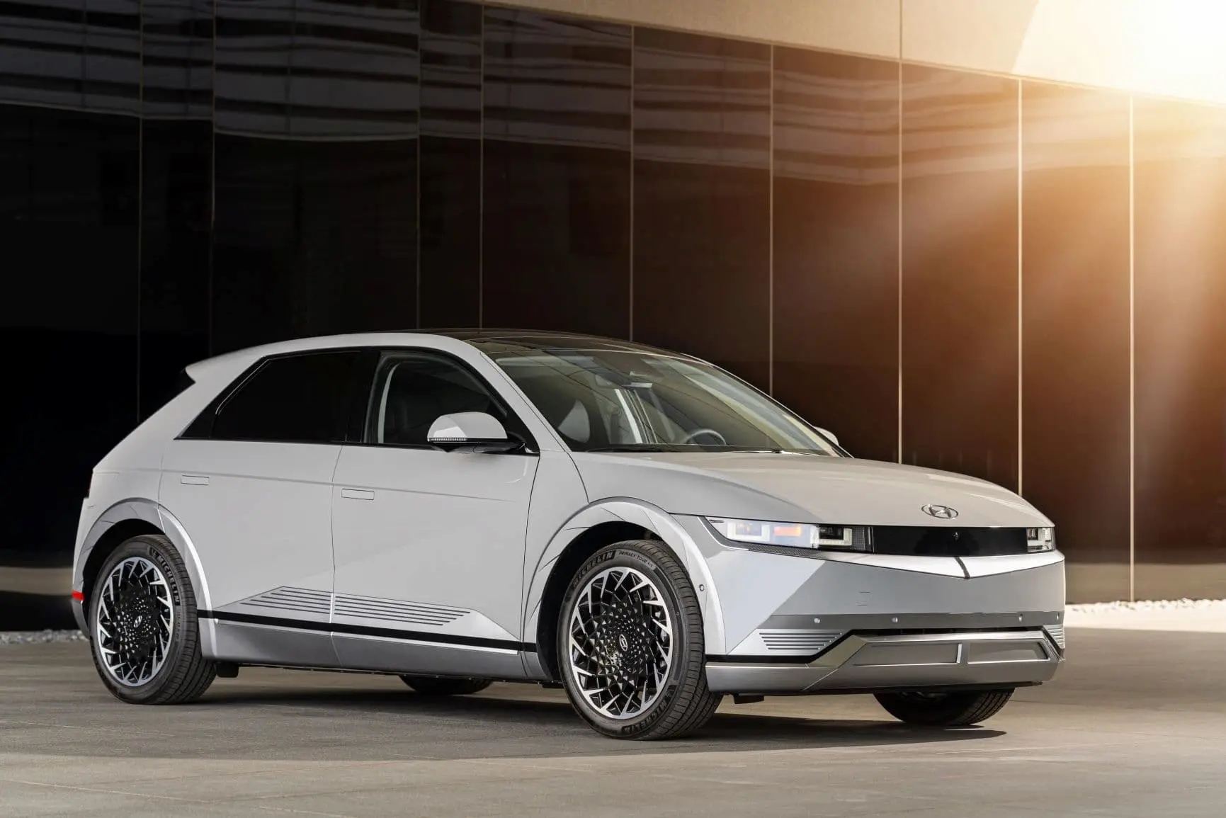 El tren motriz totalmente eléctrico del IONIQ 5 de Hyundai fue nombrado uno de los 10 mejores motores y sistemas de propulsión de Wards del 2022.