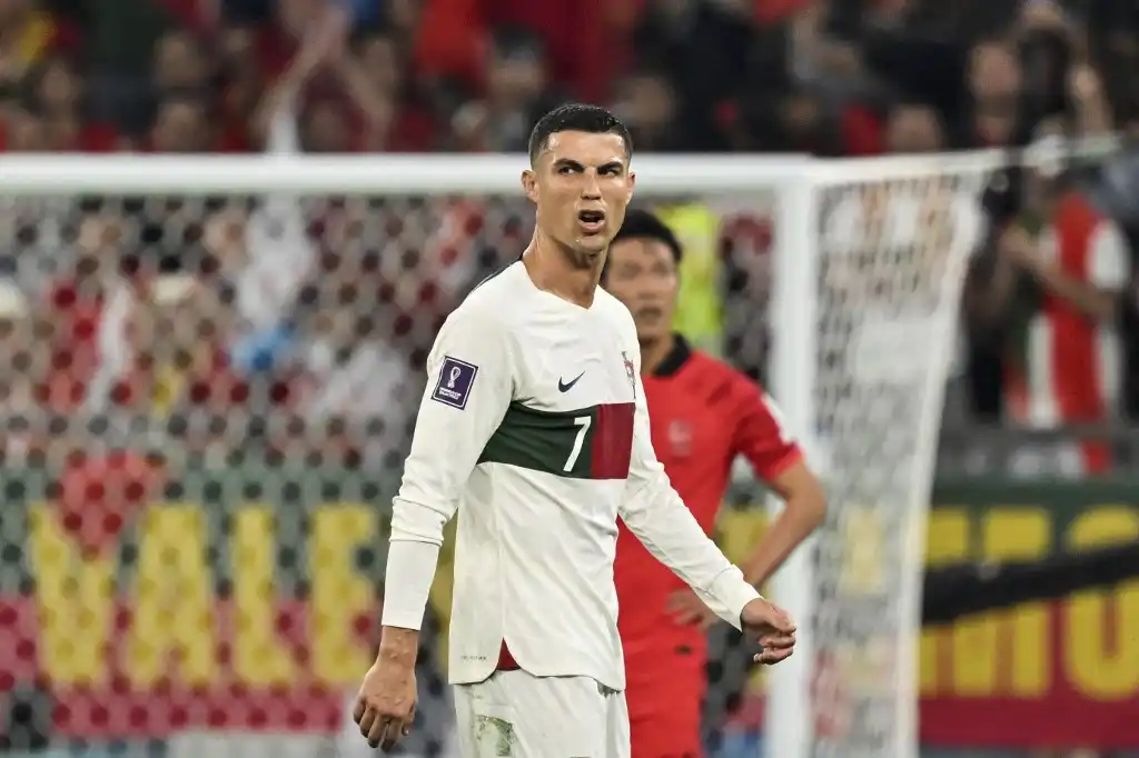 Cristiano Ronaldo molesto con rival