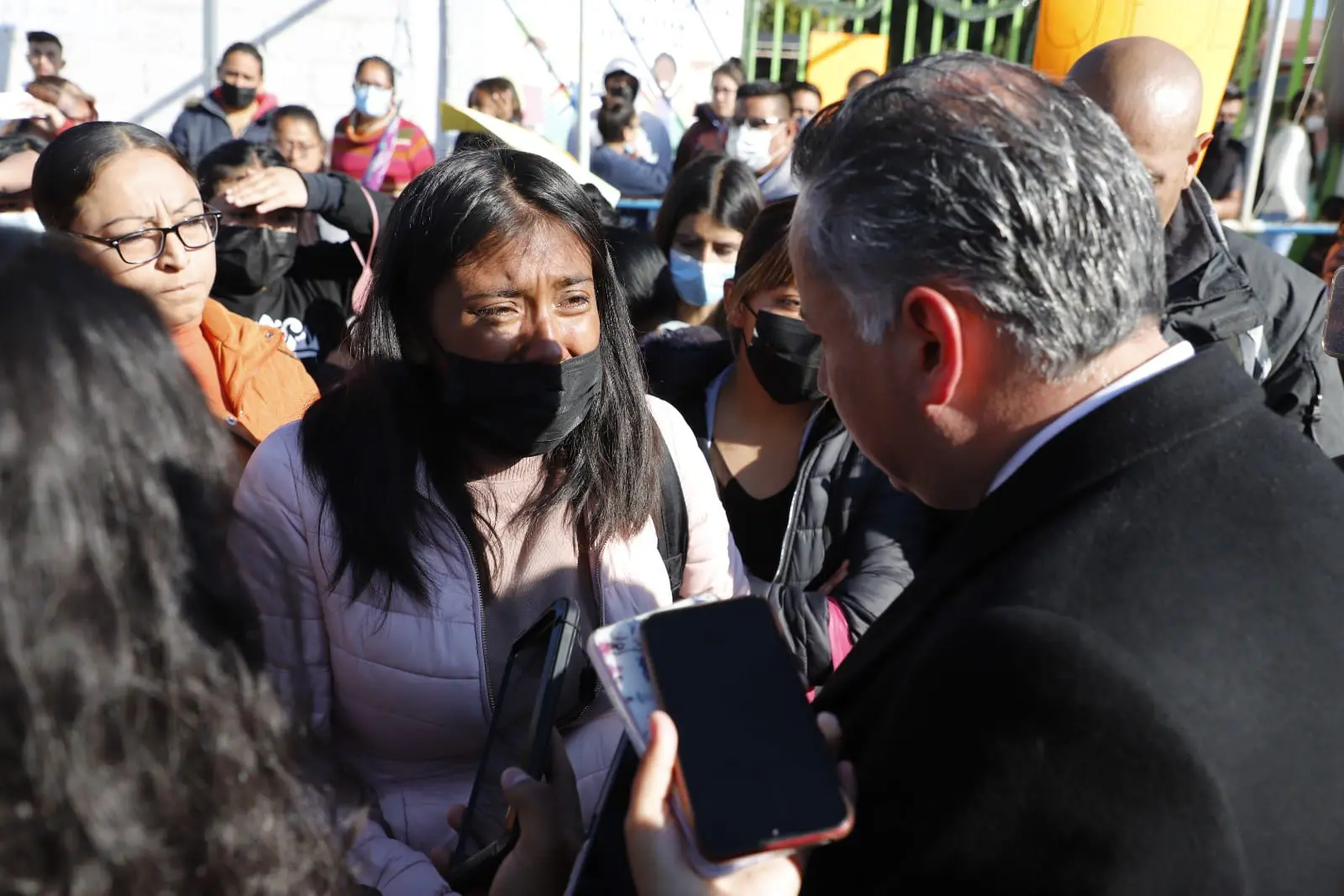 Se manifiestan padres de familia por presunto abuso de un niño en Jardín de Niños de la Providencia