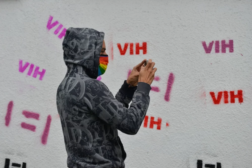 En América Latina y el Caribe 2.5 millones de personas viven con VIH
