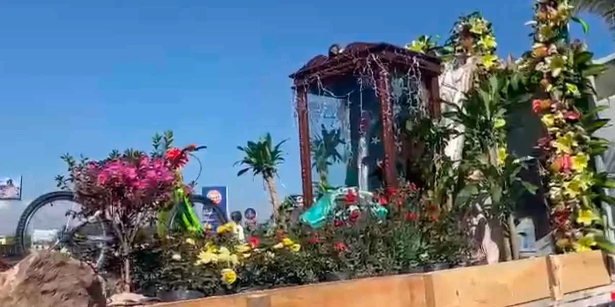 Peregrinos poblanos llegan cargados de fe, esperanza y peticiones ante la Guadalupana