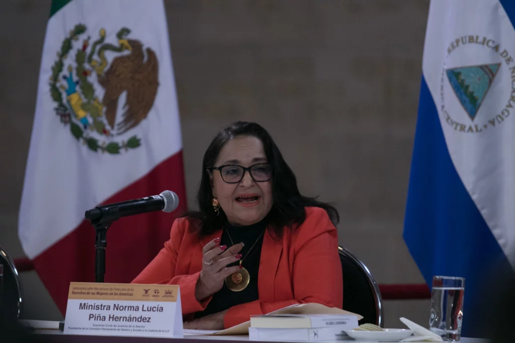 La SCJN elige a una mujer como presidenta; políticos celebran decisión