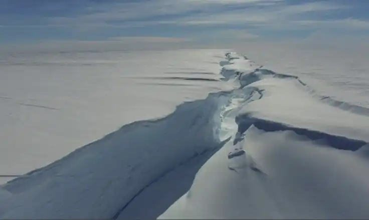 Un iceberg casi del tamaño de Londres se desprende en la Antártida