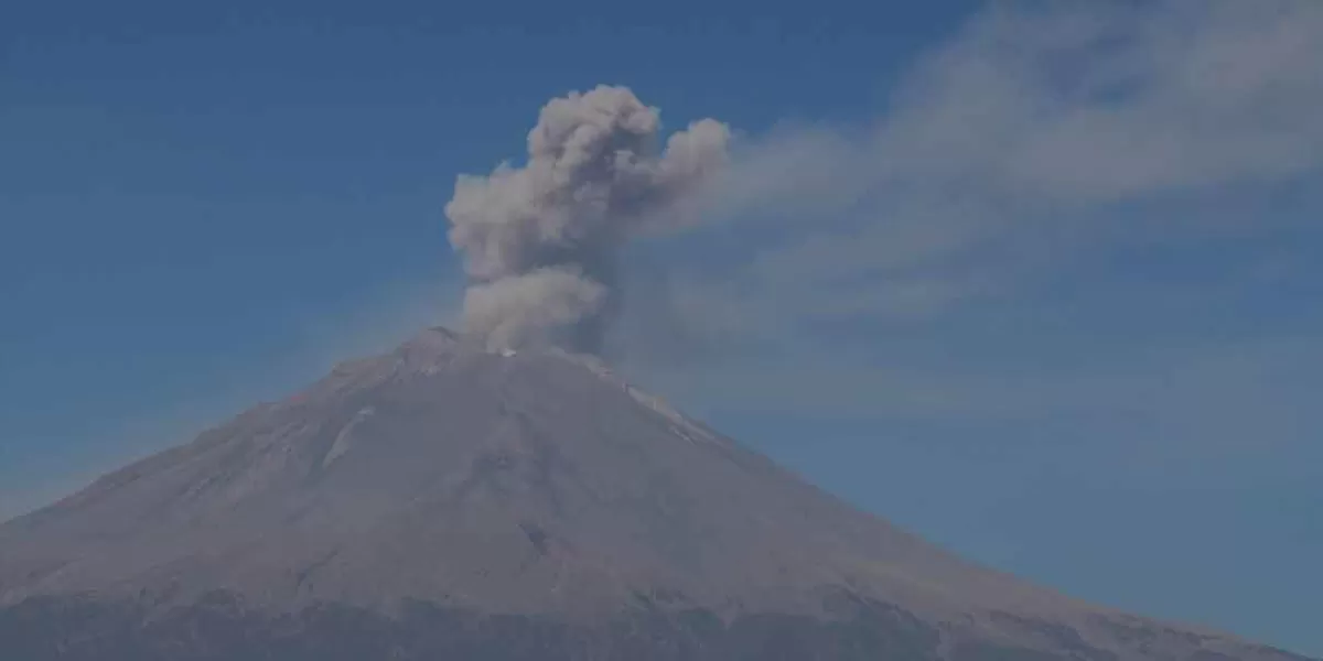 Descartan macrosimulacro por explosiones en el Popo; es un comportamiento normal