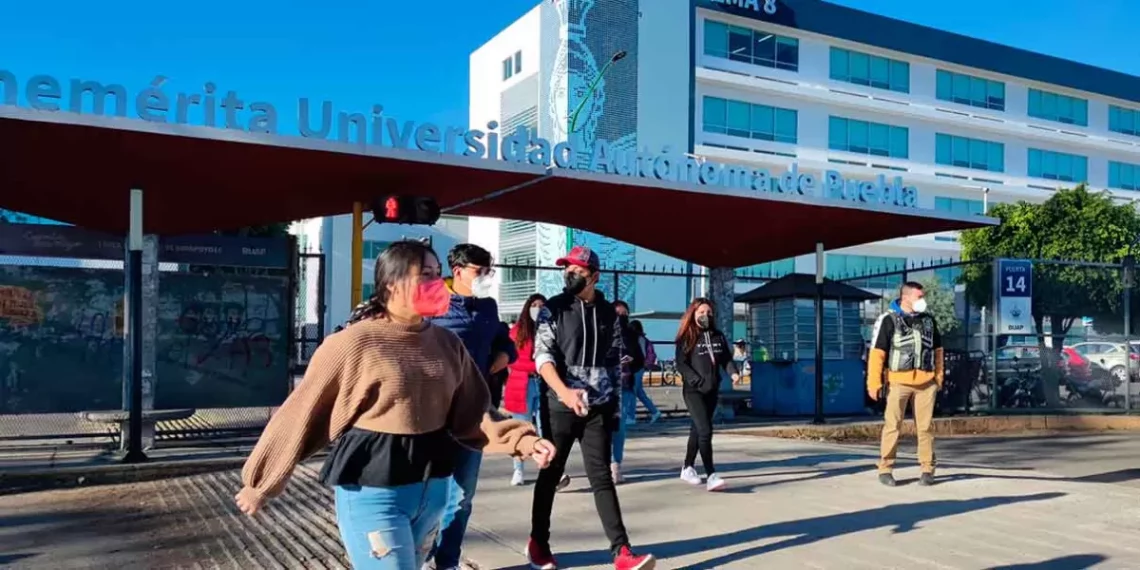 BUAP regresará a clases presenciales el 9 de enero
