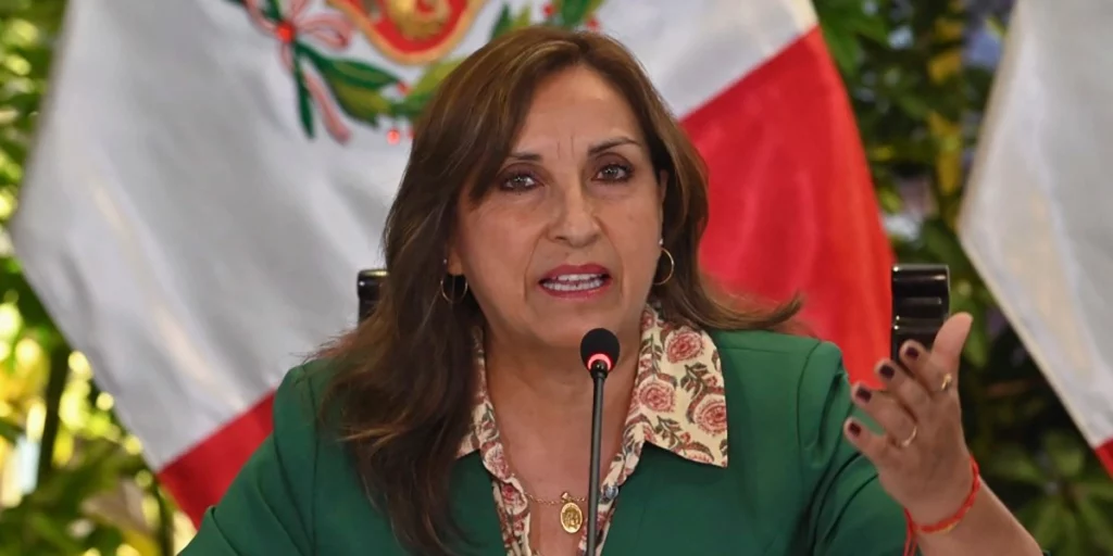 Fiscalía de Perú investiga a la presidenta Dina Boluarte por presunto &#8216;genocidio&#8217;