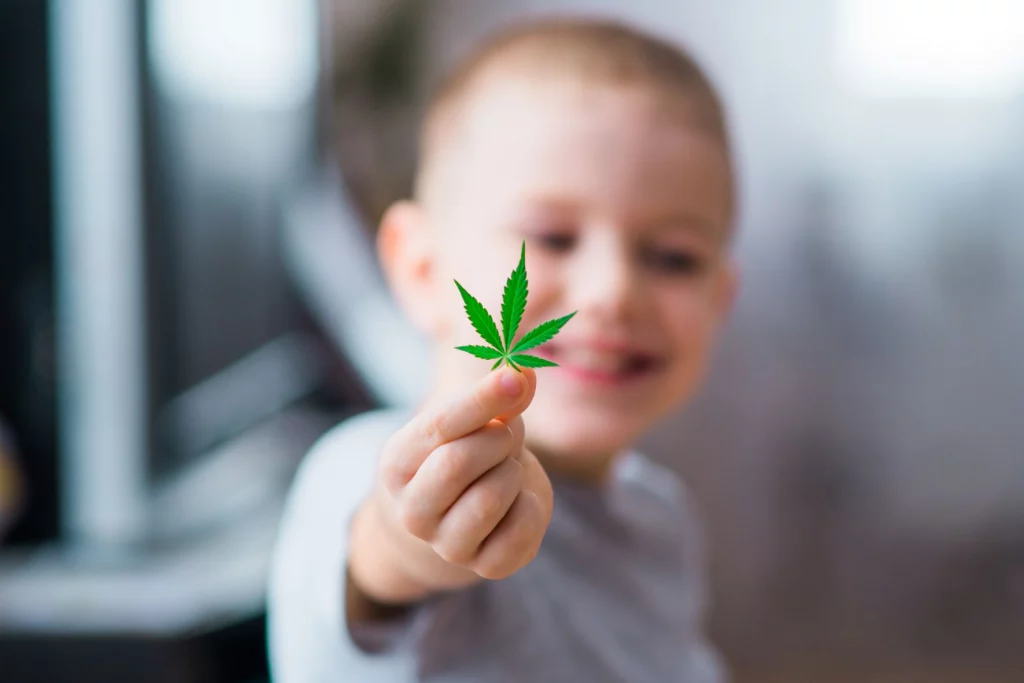 EUA: más de 3,000 niños consumieron por error un producto de cannabis
