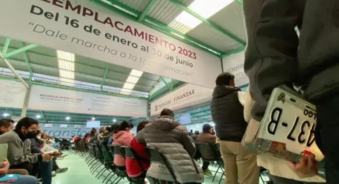 Se entregaron más de cuatro mil placas en Hidalgo