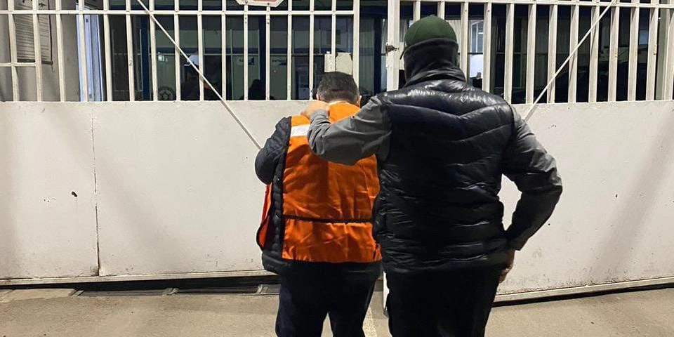 Presuntos responsables del origen de meningitis en Durango son detenidos