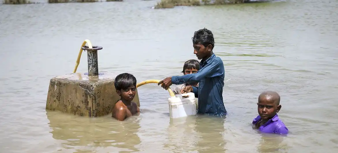 Crisis Agua Niños