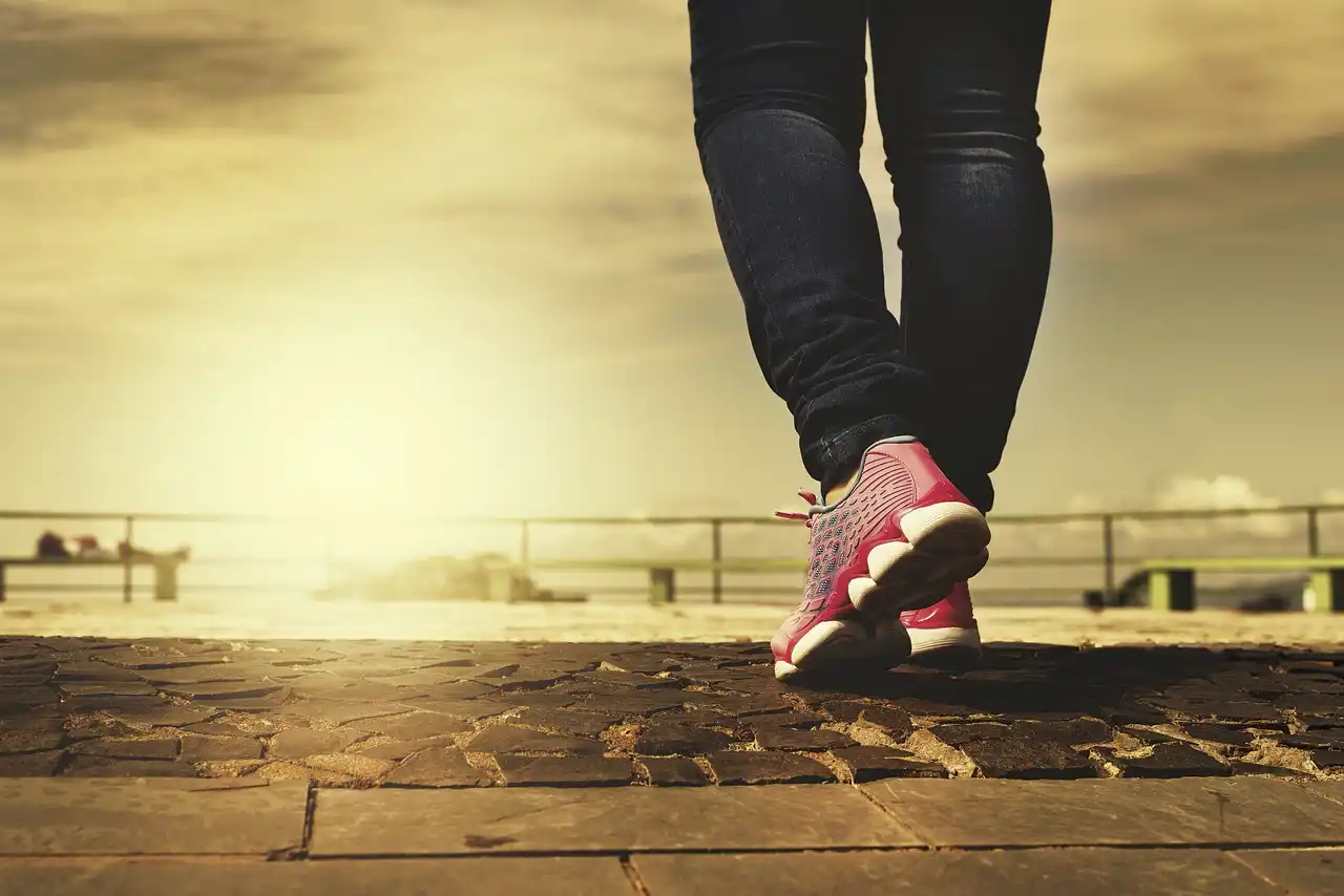 Once minutos de caminata diaria reduce el riesgo de muerte prematura