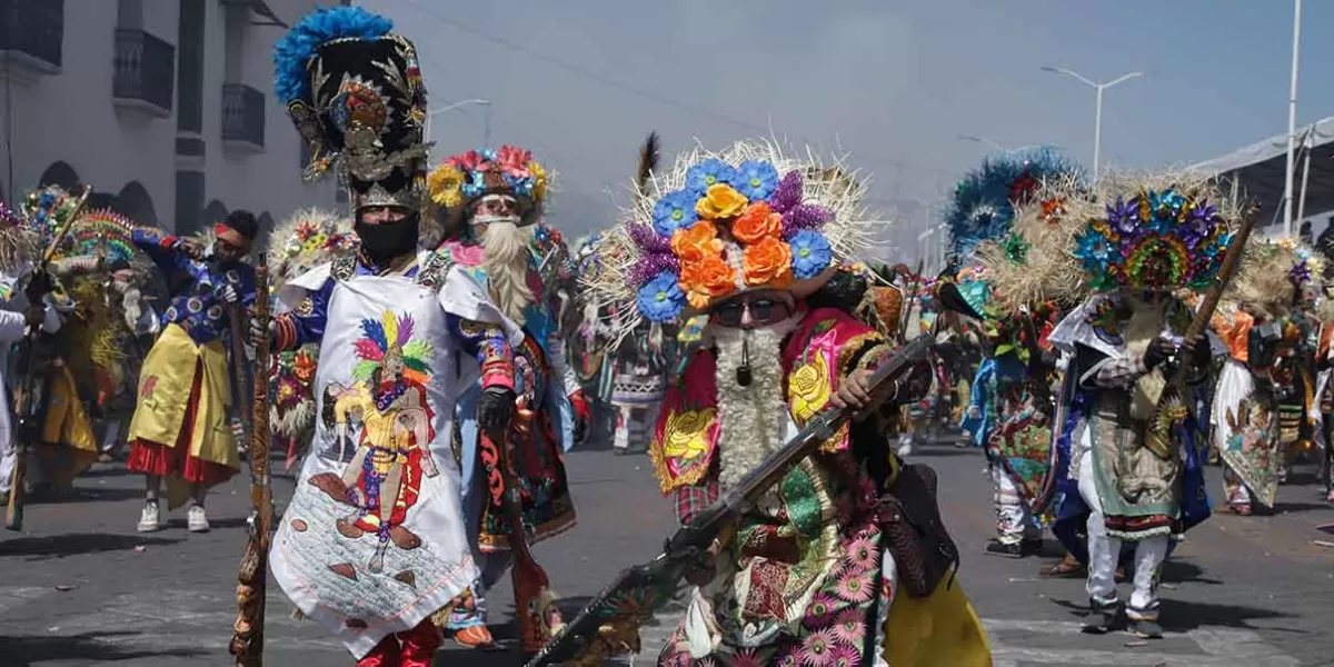 FOTO. Joven MUERT0 en carnaval de Huejotzingo fue por un DISP4RO y no por mosquetón, confirma Fiscalía