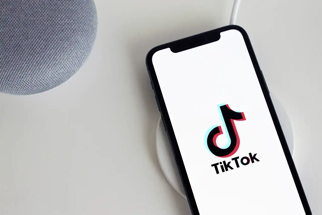TikTok mpox