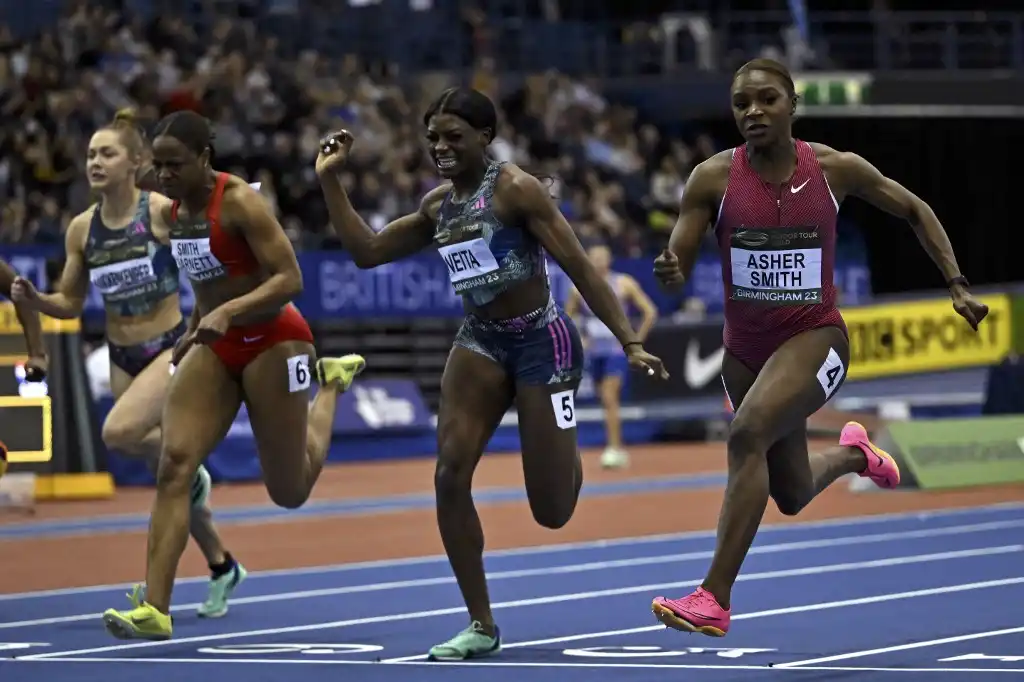 Personas transgénero son vetadas de pruebas femeninas de atletismo