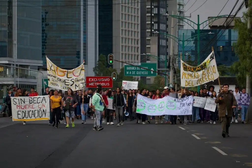 Beca Elisa Acuña UNAM