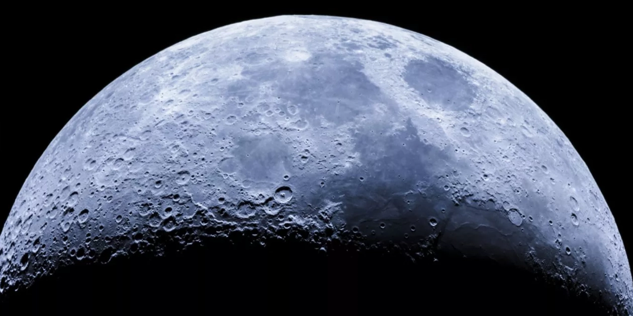 luna agua