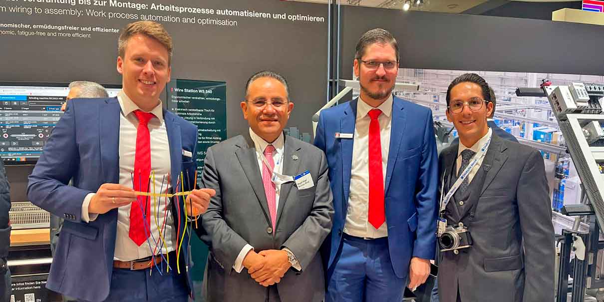 Miguel A. Martínez propone en Messe Hannover fondos internacionales para renovación vehicular