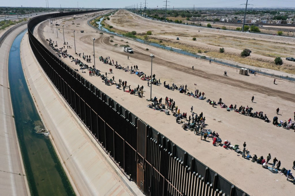 Cómo pedir asilo en EEUU con la aplicación que permite a migrantes solicitar citas