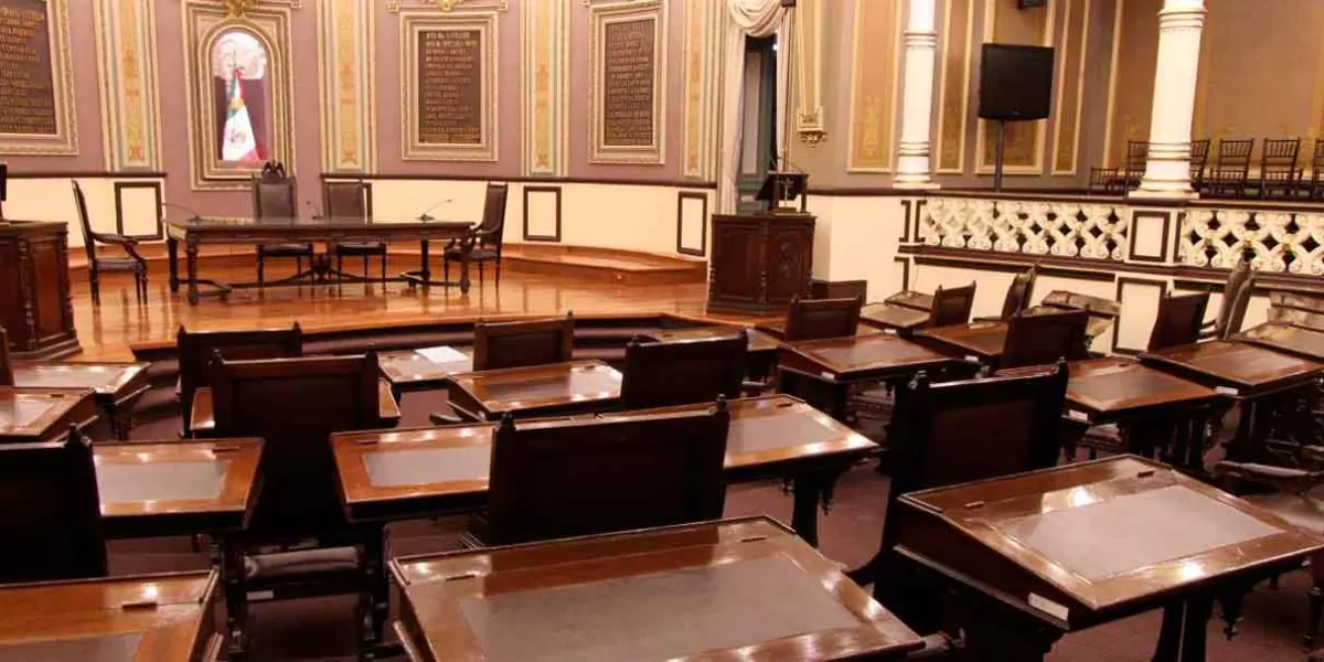 ¿Ya cumpliste 18 años? Jóvenes poblanos al cumplir la mayoría de edad ya pueden ser diputados