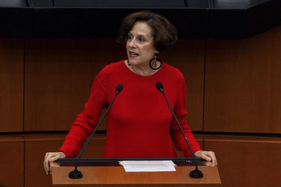 “Aguas @DeniseDresserG el que se lleva se aguanta y la banda no se mide"