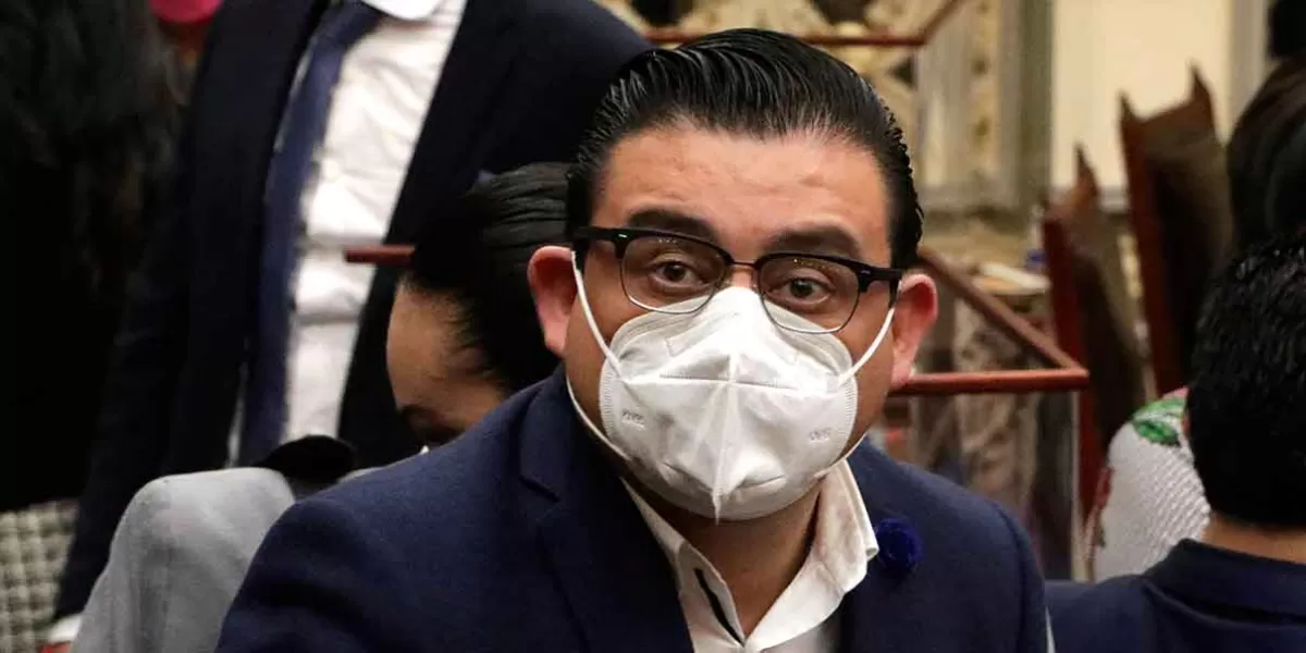Aunque esté expulsado del PAN, Alcántara seguirá con su curul en el Congreso de Puebla