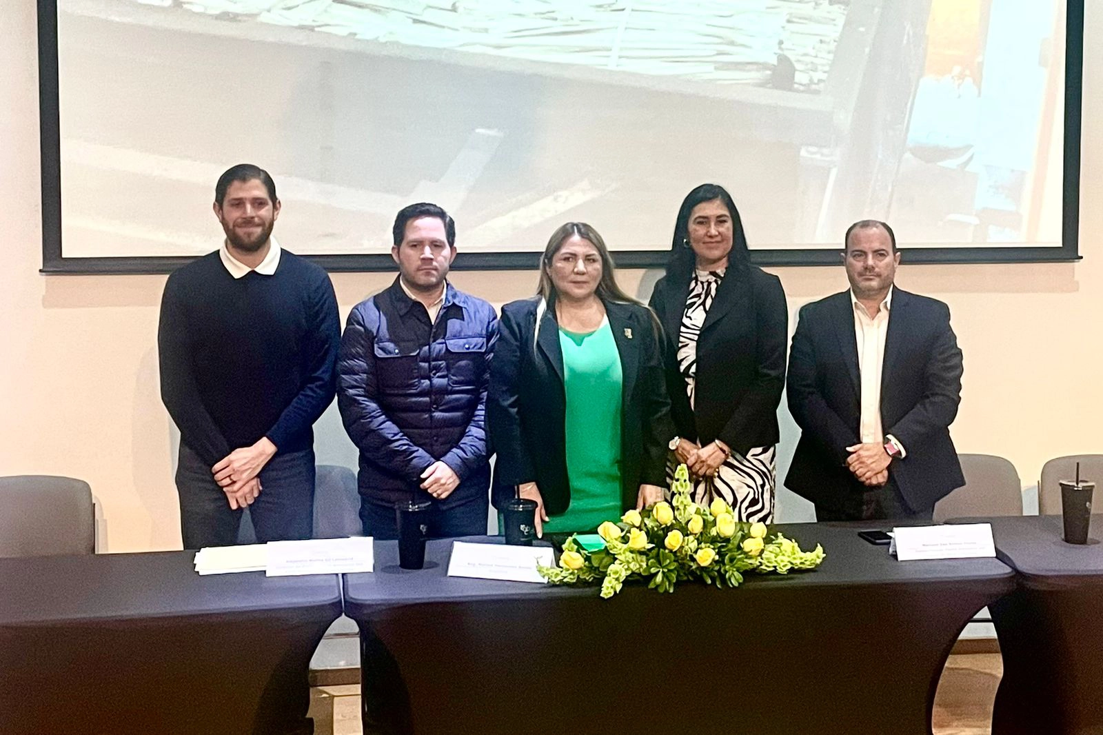 La regidora Marisol Hernández Sotelo se presentó el pasado martes en Tijuana para dialogar sobre el día de la tierra