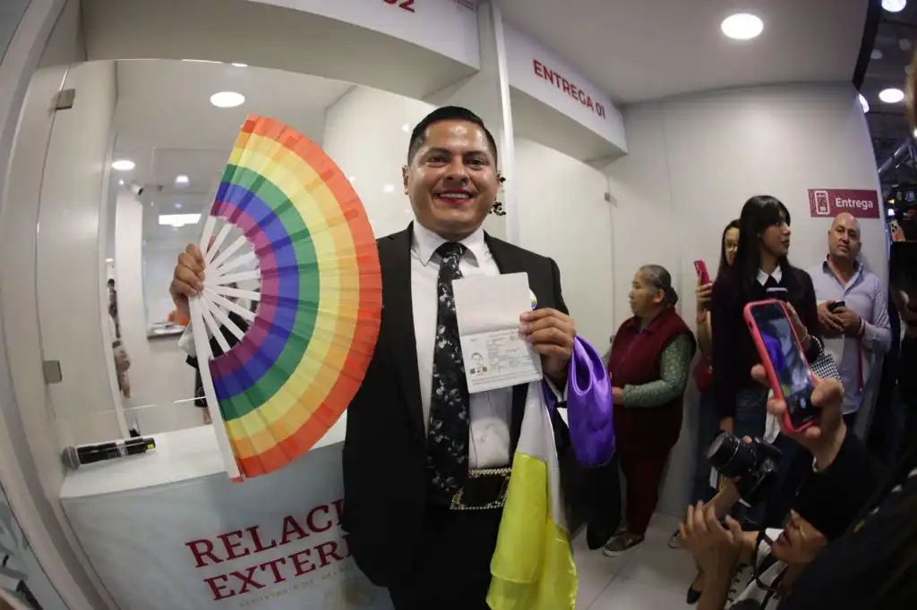 Pasaporte no binario México
