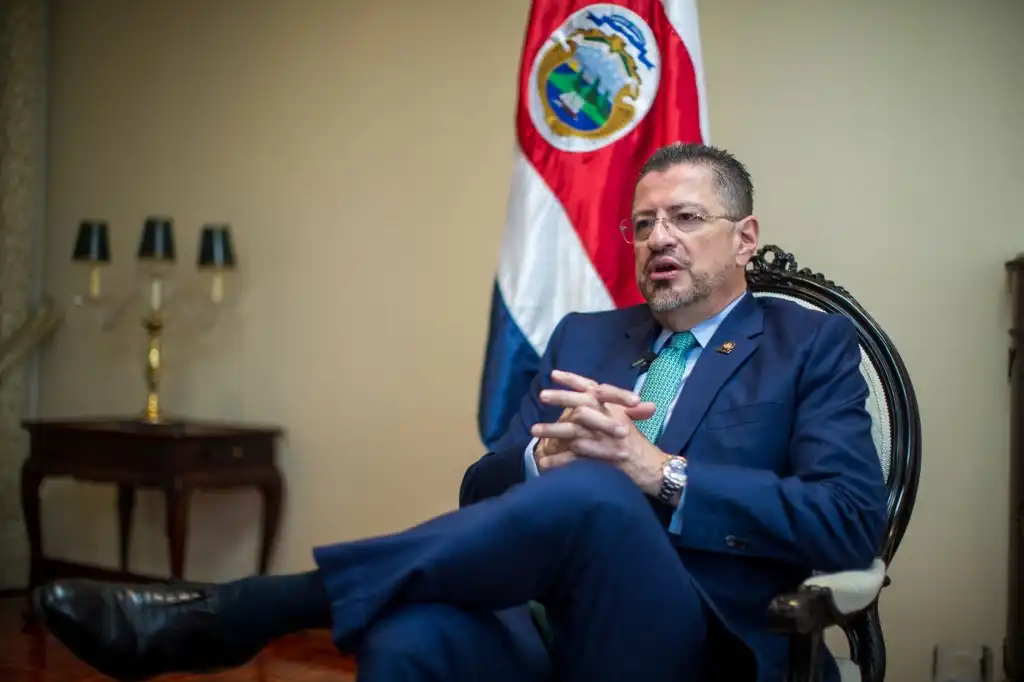 Rodrigo Chaves, presidente de Costa Rica: &#8220;Tenemos que cambiar las leyes&#8221;