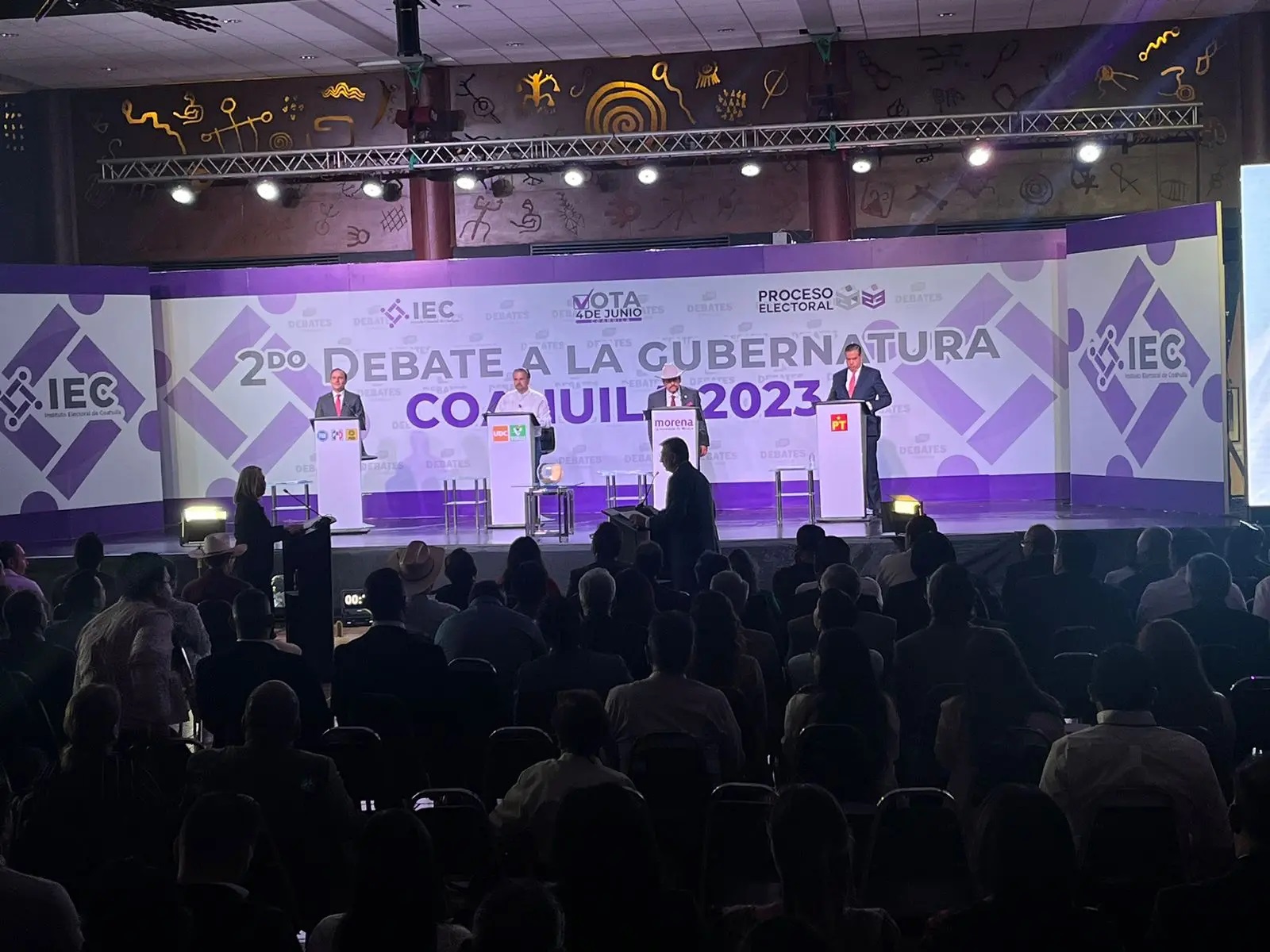 Segundo debate en Coahuila: prometen a Peso Pluma, cárcel a exgobernadores y rescatar a jóvenes de las adicciones