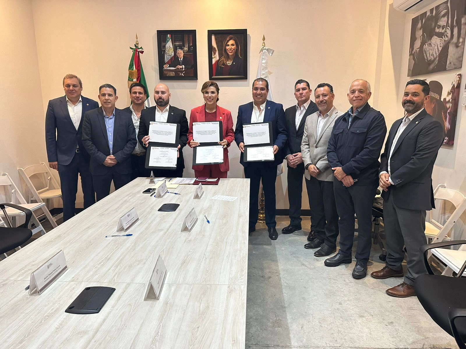 Firma CANACINTRA