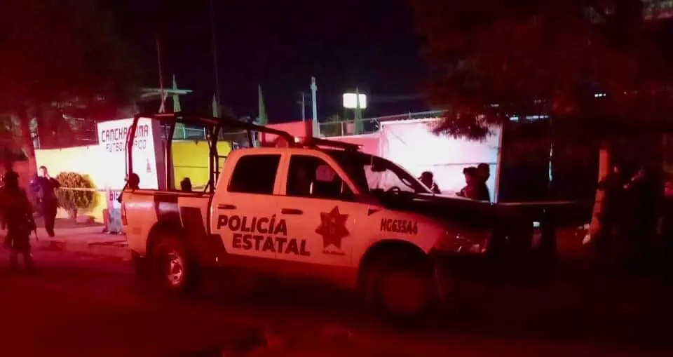 Balacera en cancha de futbol deja 6 muertos, 3 de ellos menores de edad, en Hidalgo