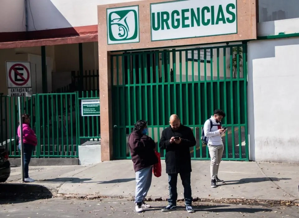 Falta de insumos en el sector salud pública.